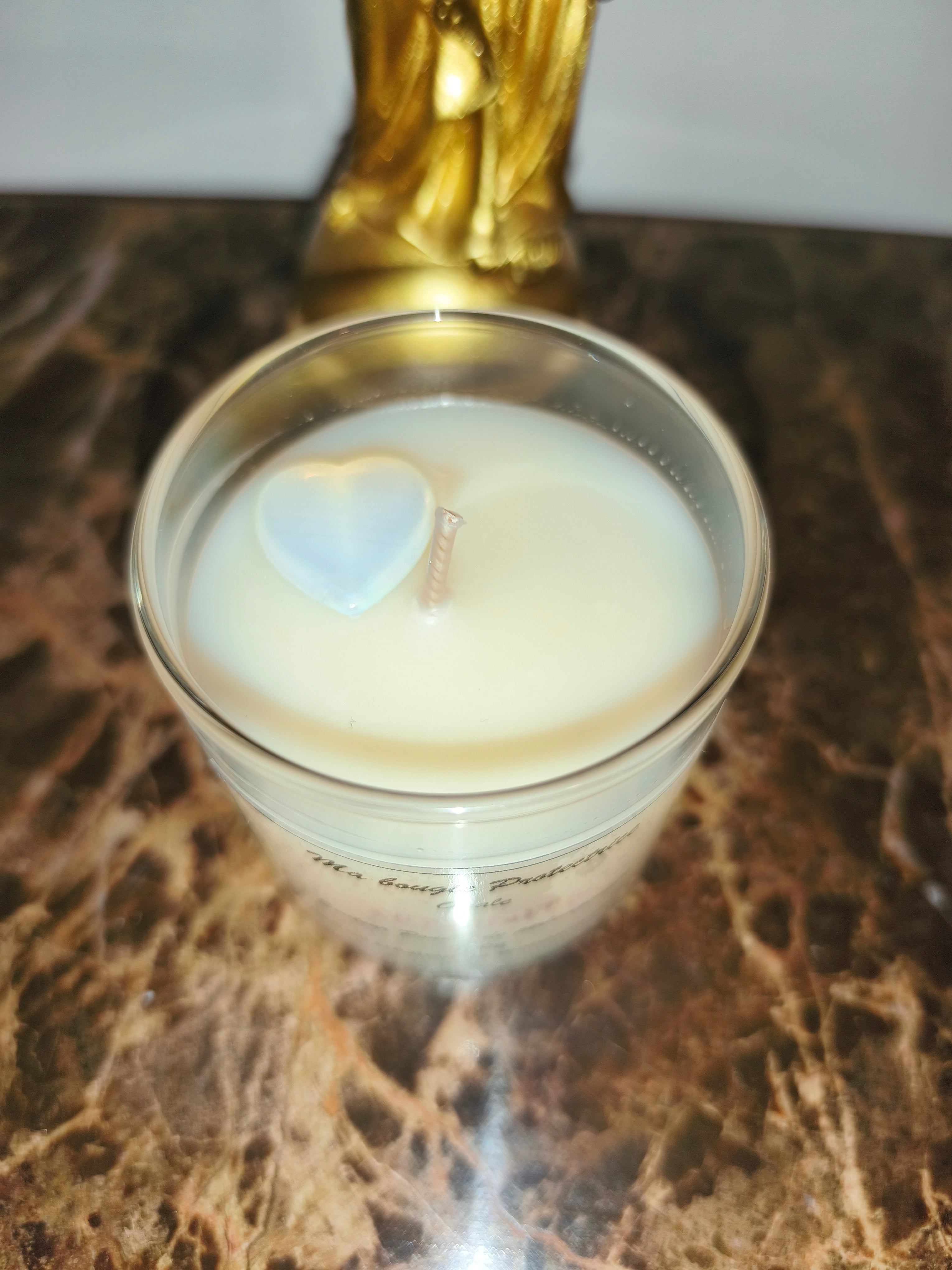 Ma bougie protectrice. L'opale