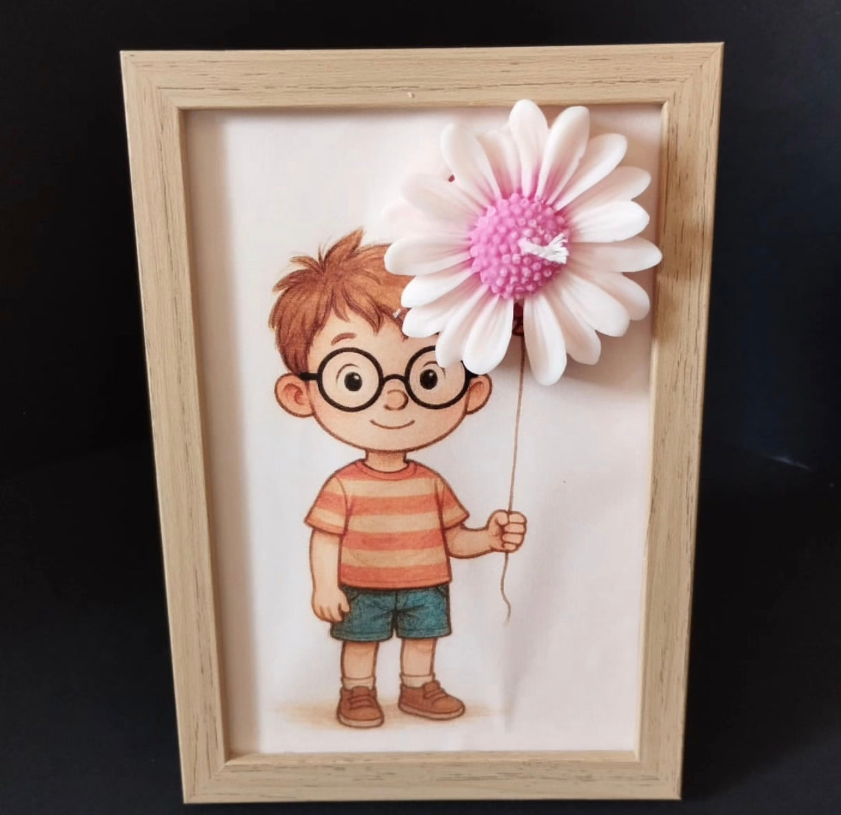 cadre personnalisable- portrait chibi et marguerite parfumée